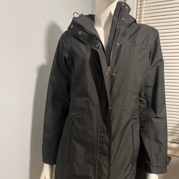 L.L. Bean Jackets & Blazers - L.L. Bean H2OFF Rain Jacket